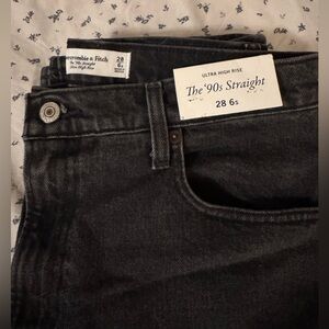 Abercrombie 90’s Straight Black Jeans sz 28